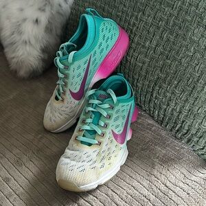 Nike Zoom Fit Agility Sneakers (Aqua Green/Pink)
